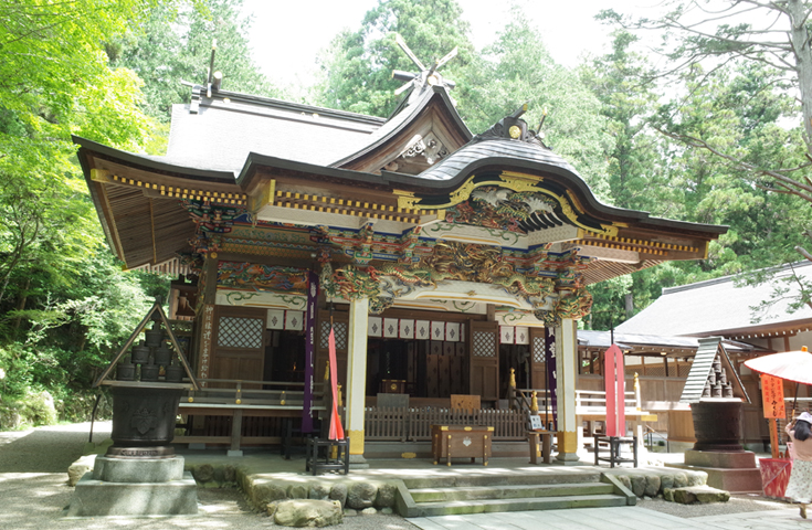 炎を司る神様が鎮座する「宝登山神社」