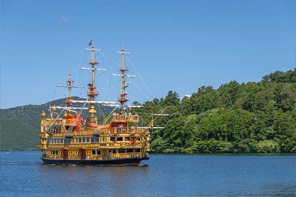 箱根海賊船花火クルーズ